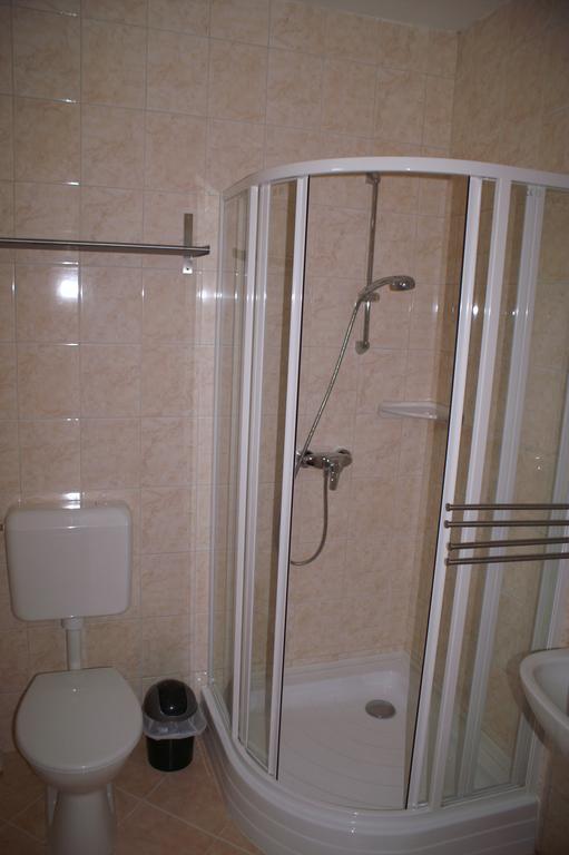 Oeregtoelgy Panzio Hotel Csongrád Room photo